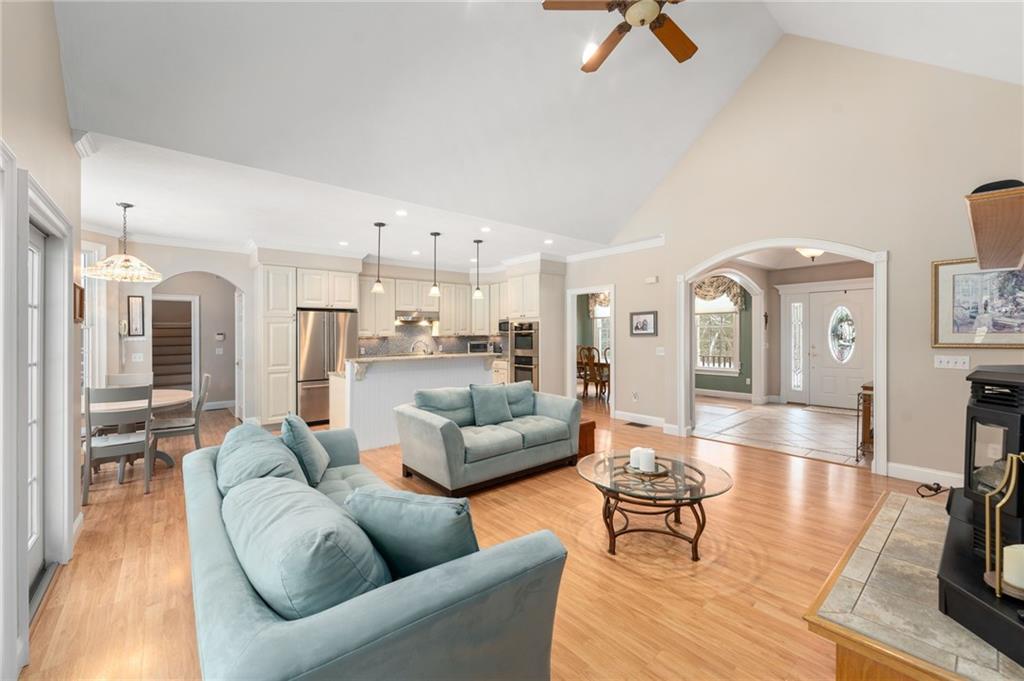767 Glen Rock Road, South Kingstown