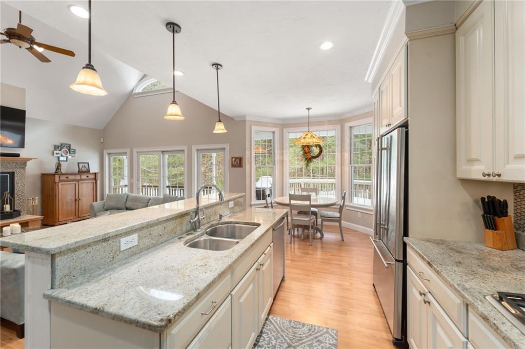 767 Glen Rock Road, South Kingstown