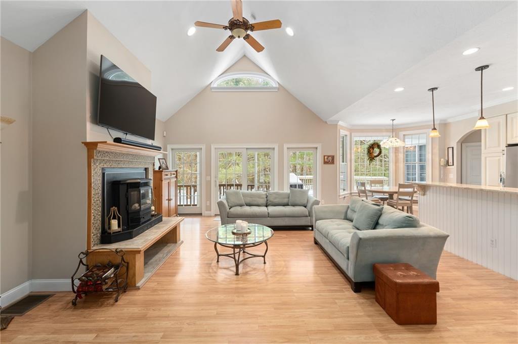 767 Glen Rock Road, South Kingstown