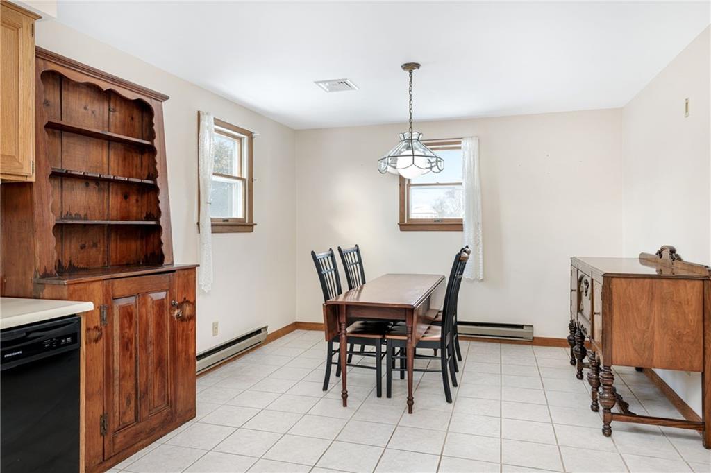 559 Point Judith Road, Narragansett