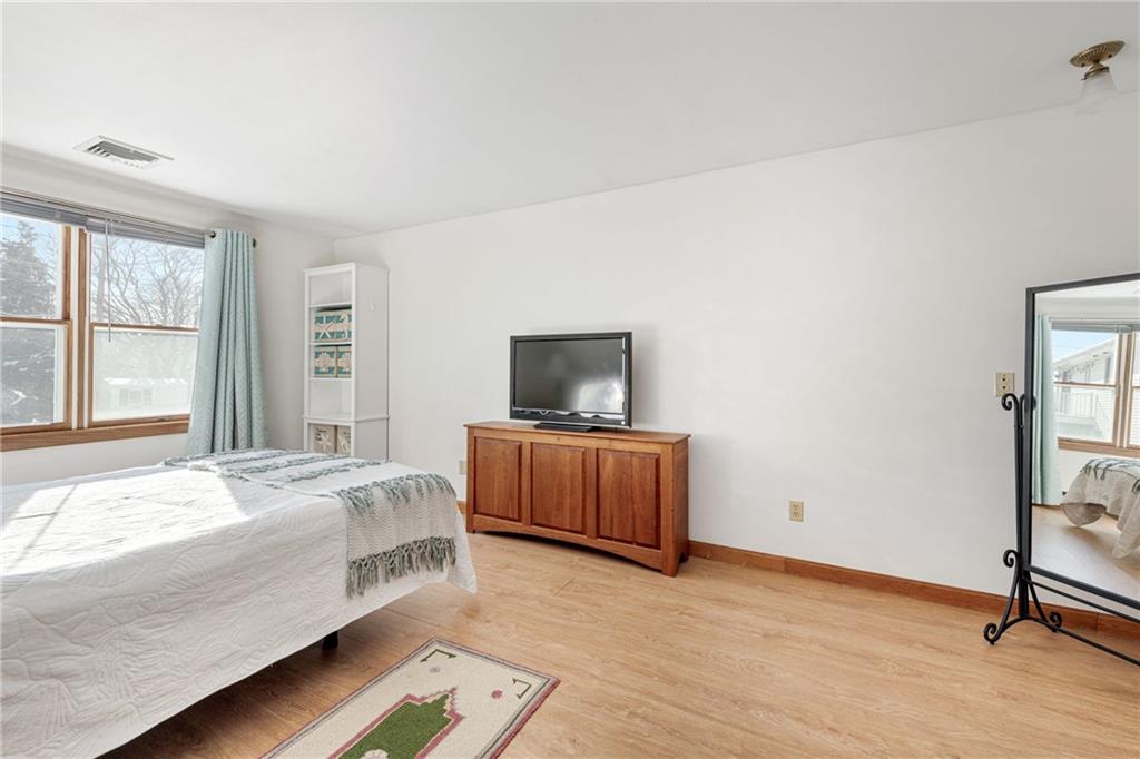 559 Point Judith Road, Narragansett