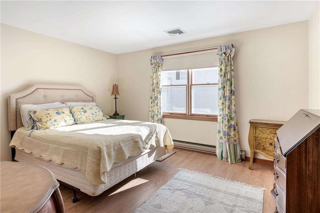 559 Point Judith Road, Narragansett