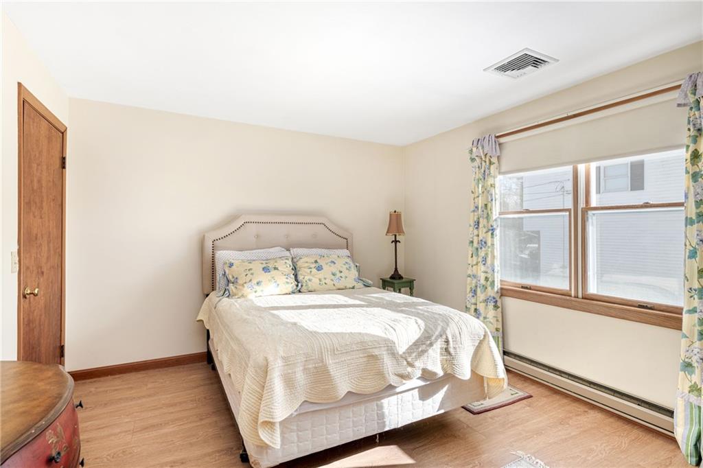 559 Point Judith Road, Narragansett