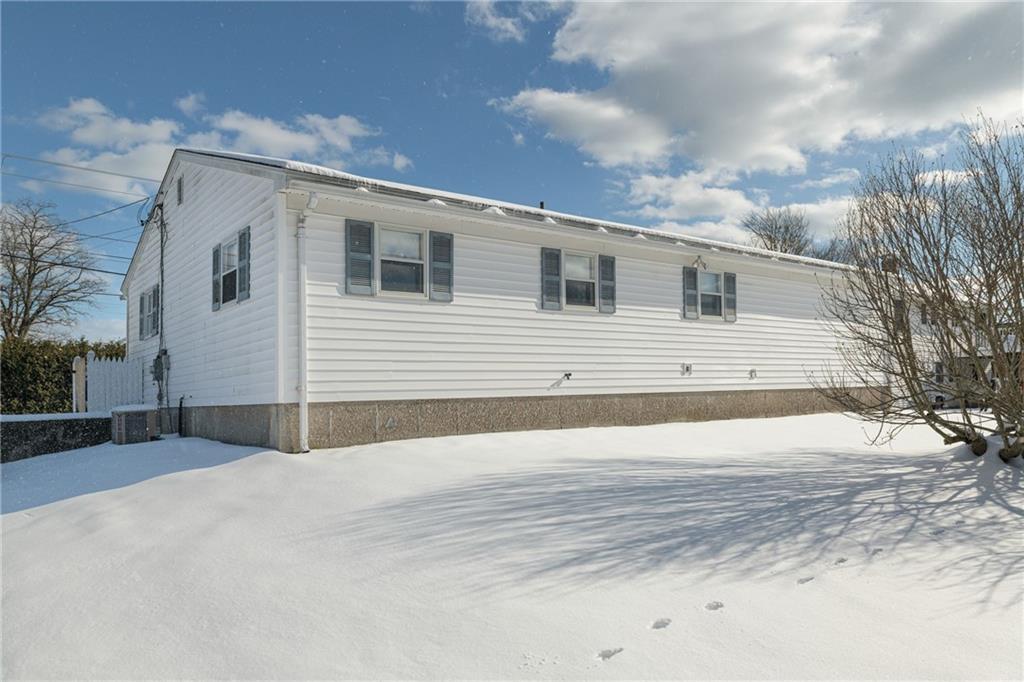 559 Point Judith Road, Narragansett