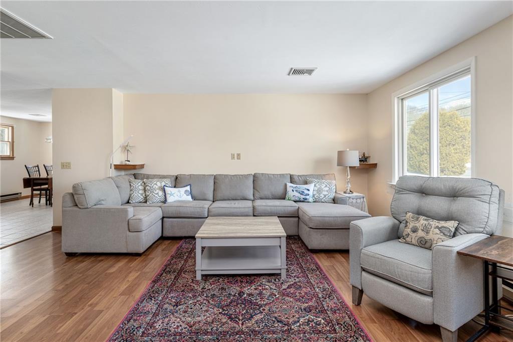 559 Point Judith Road, Narragansett