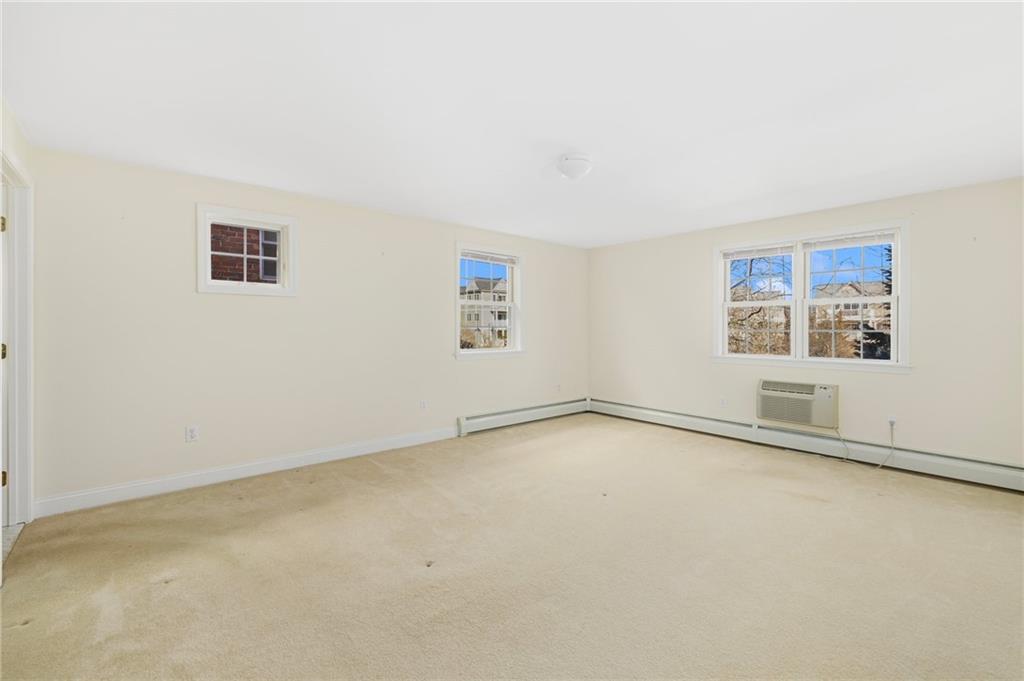 669 Metacom Avenue, Unit#26, Bristol