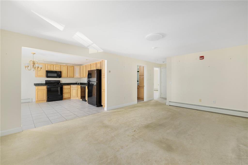 669 Metacom Avenue, Unit#26, Bristol