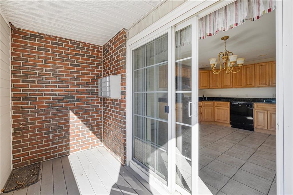 669 Metacom Avenue, Unit#26, Bristol