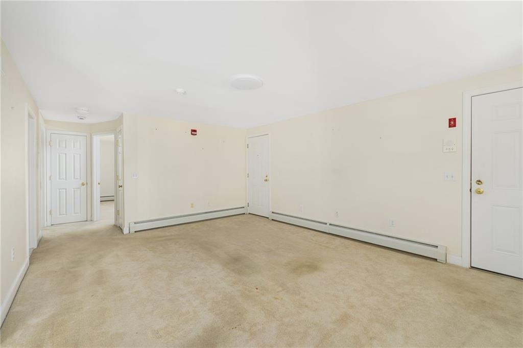 669 Metacom Avenue, Unit#26, Bristol