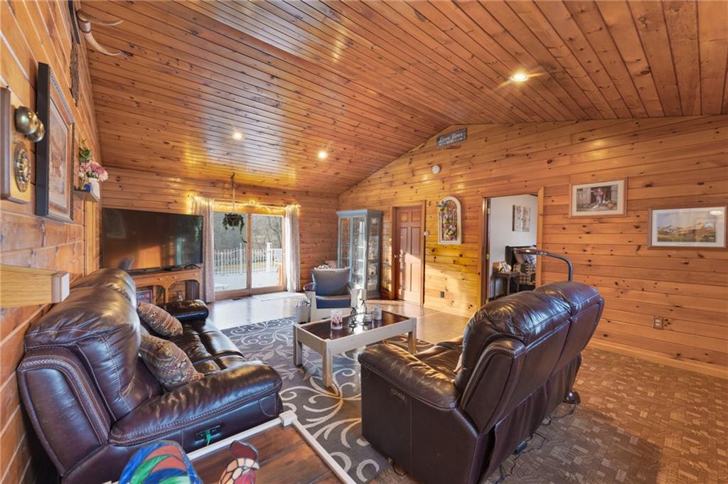 393 Klondike Road, Charlestown