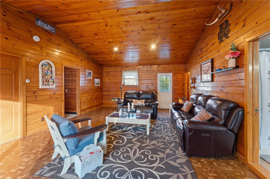 393 Klondike Road, Charlestown