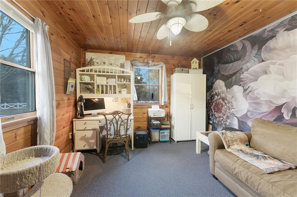 393 Klondike Road, Charlestown