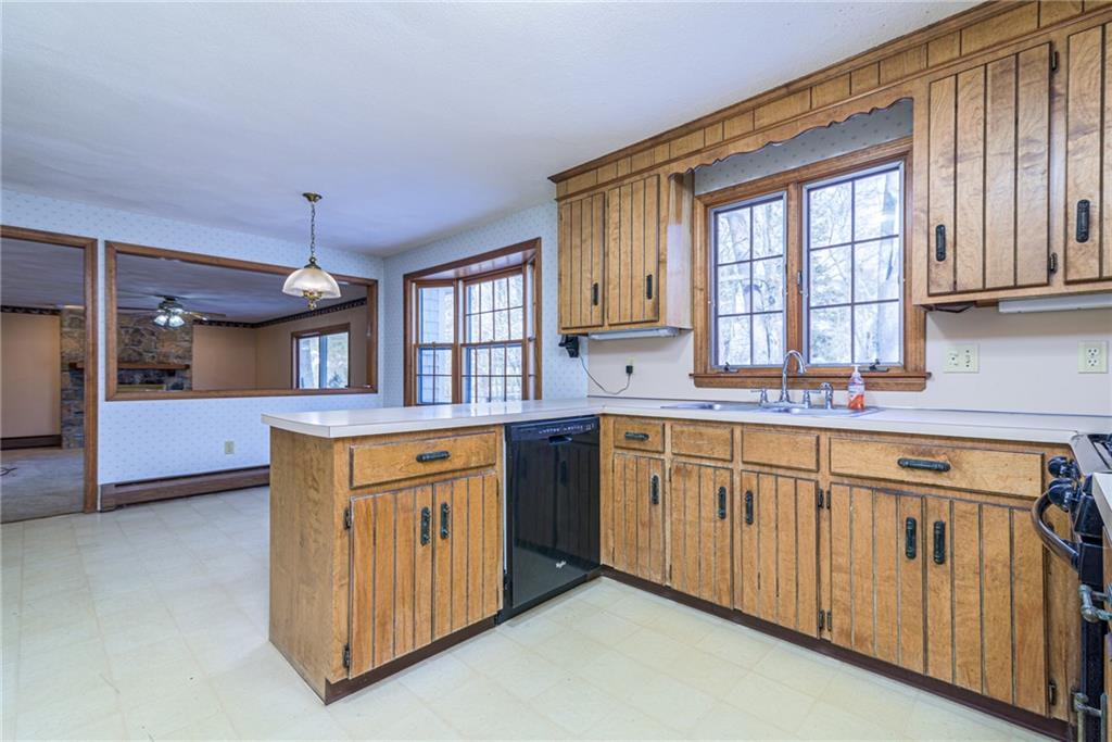 120 Lantern Lane, North Kingstown
