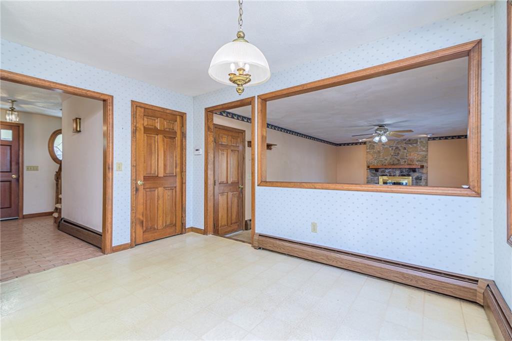120 Lantern Lane, North Kingstown