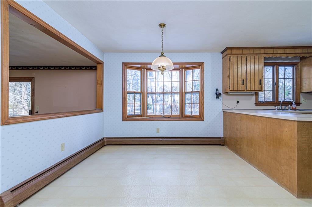 120 Lantern Lane, North Kingstown