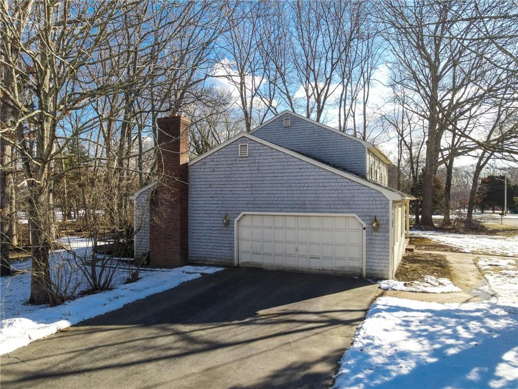 120 Lantern Lane, North Kingstown