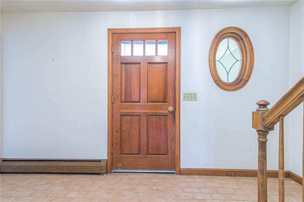 120 Lantern Lane, North Kingstown
