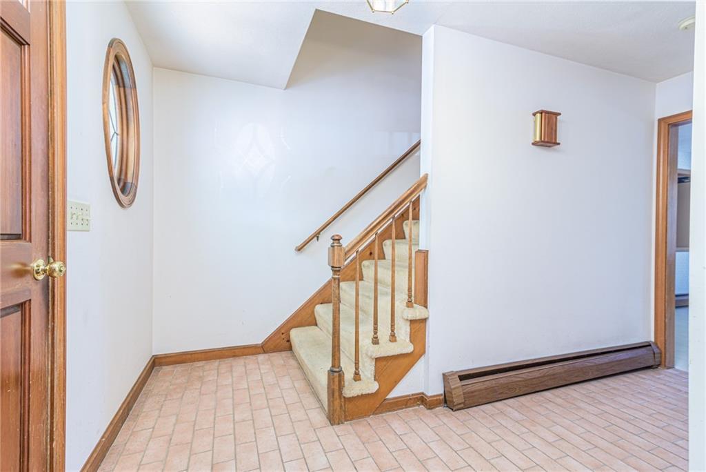 120 Lantern Lane, North Kingstown