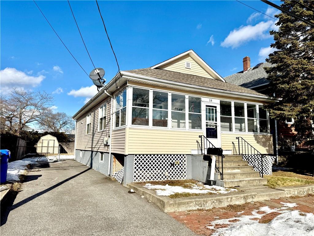 18 Dewey Avenue, East Providence