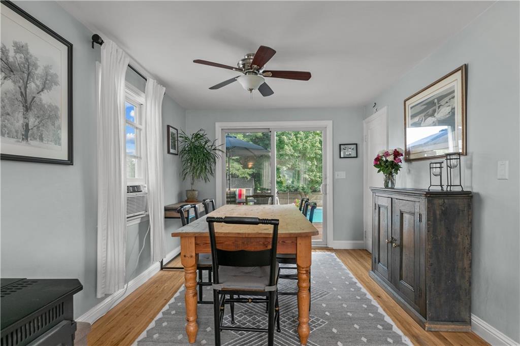 25 King Road, Middletown