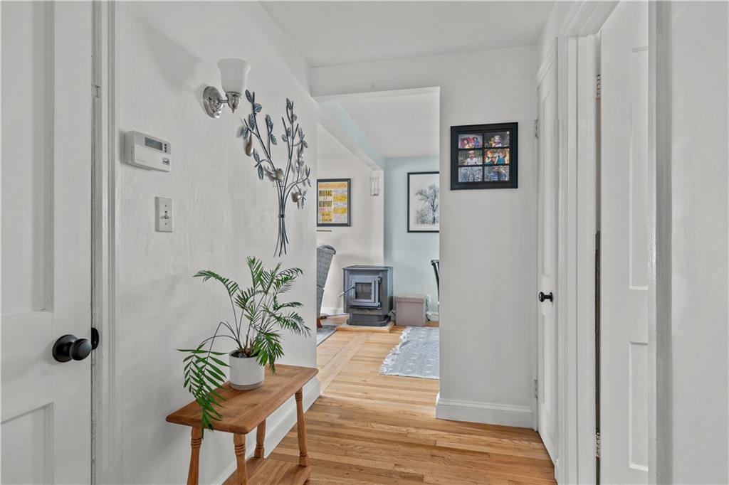 25 King Road, Middletown