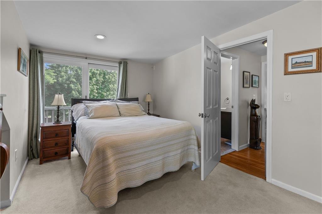 25 King Road, Middletown