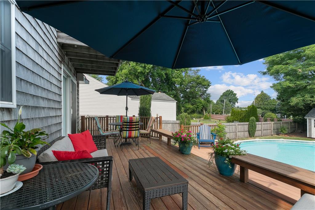 25 King Road, Middletown