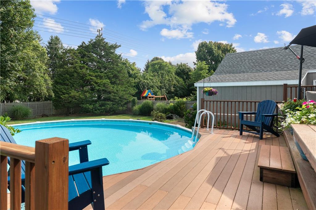 25 King Road, Middletown