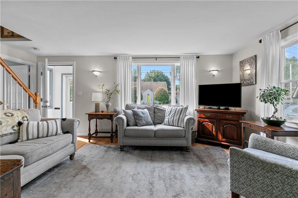 25 King Road, Middletown