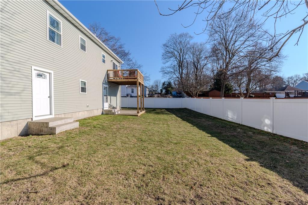 23 Fairhaven Avenue, Warwick