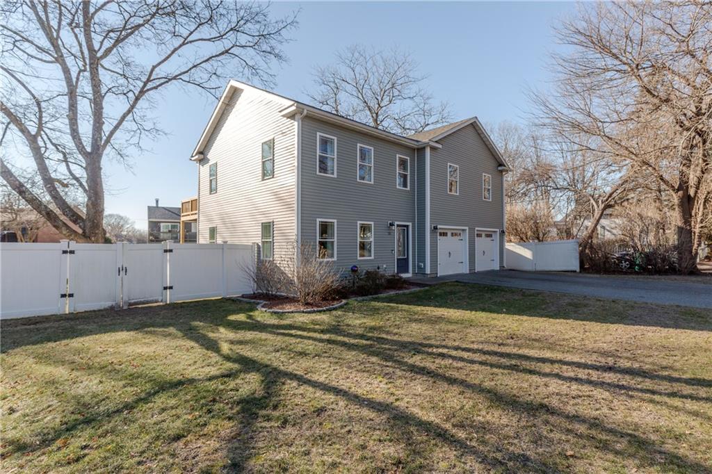 23 Fairhaven Avenue, Warwick
