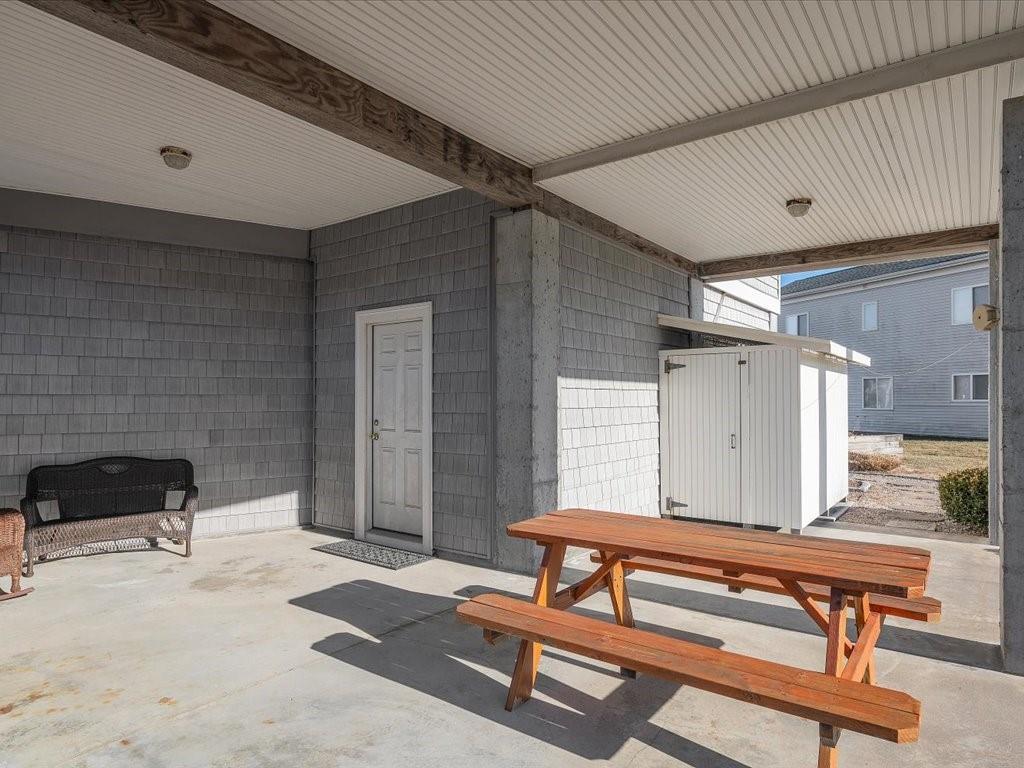 6 Kimball Avenue, Westerly