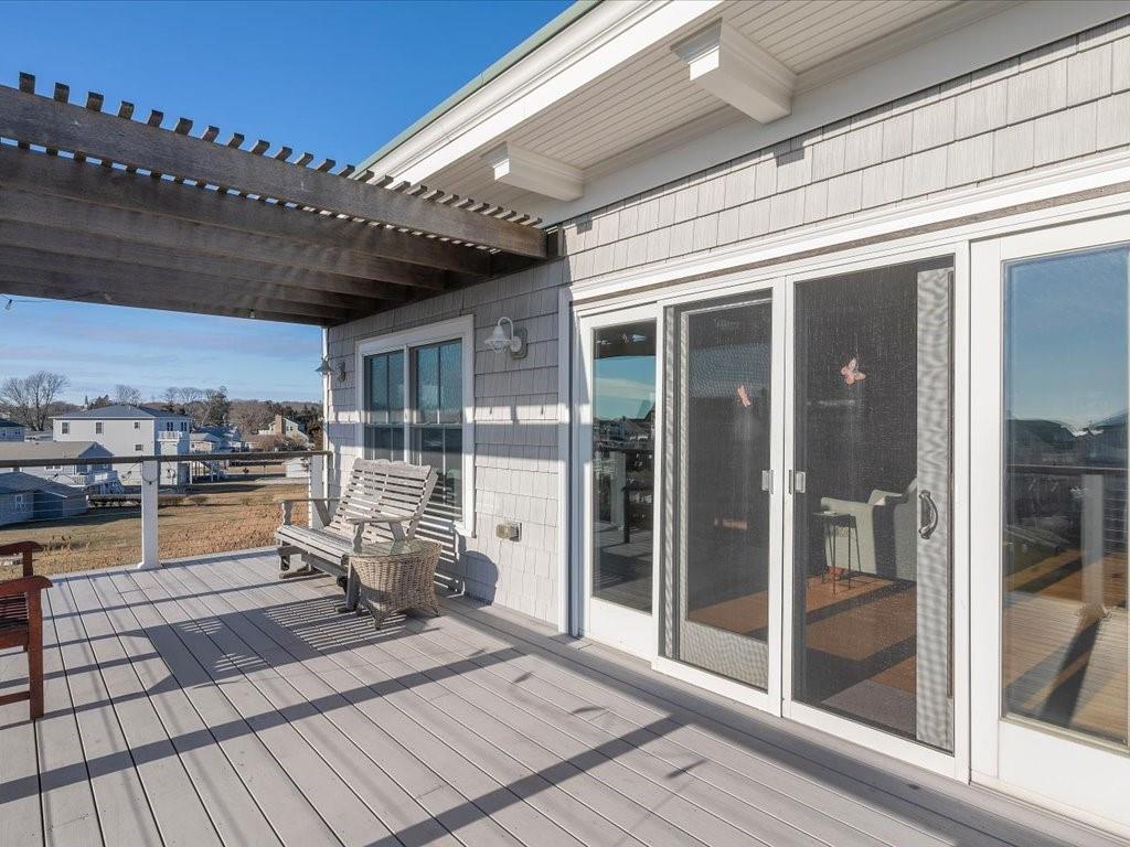 6 Kimball Avenue, Westerly