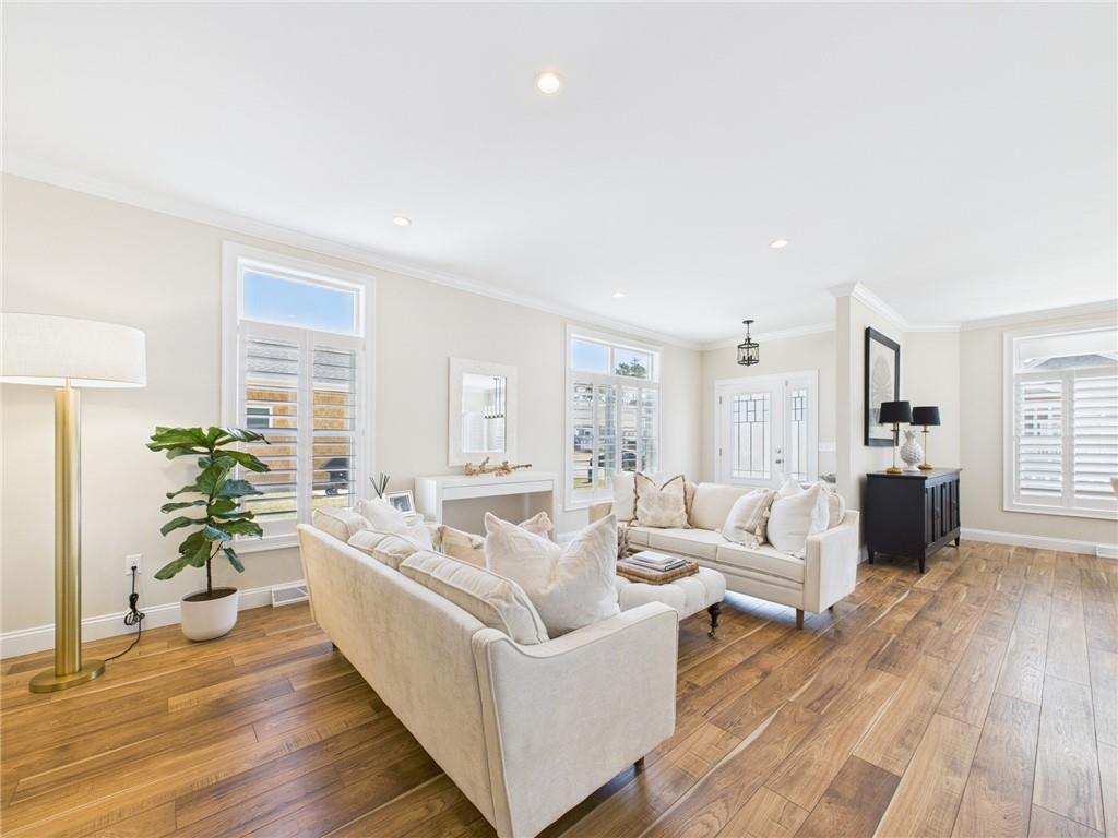 73 Birdie Court, South Kingstown