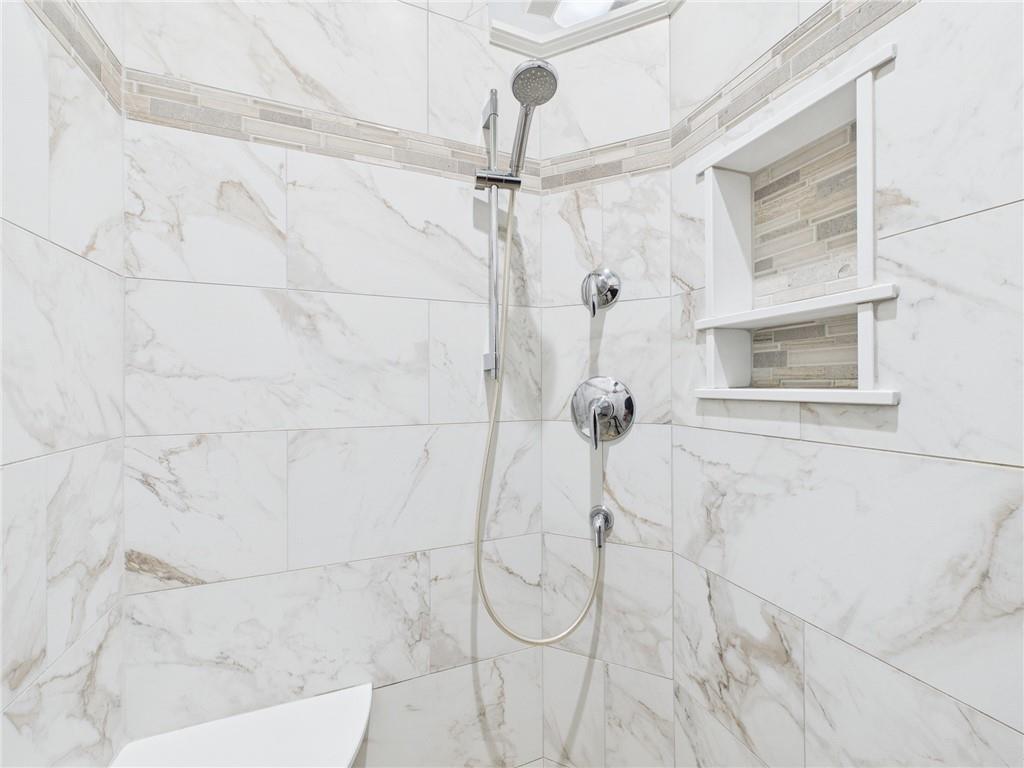73 Birdie Court, South Kingstown