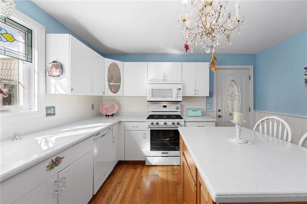 1254 Hartford Pike, Scituate
