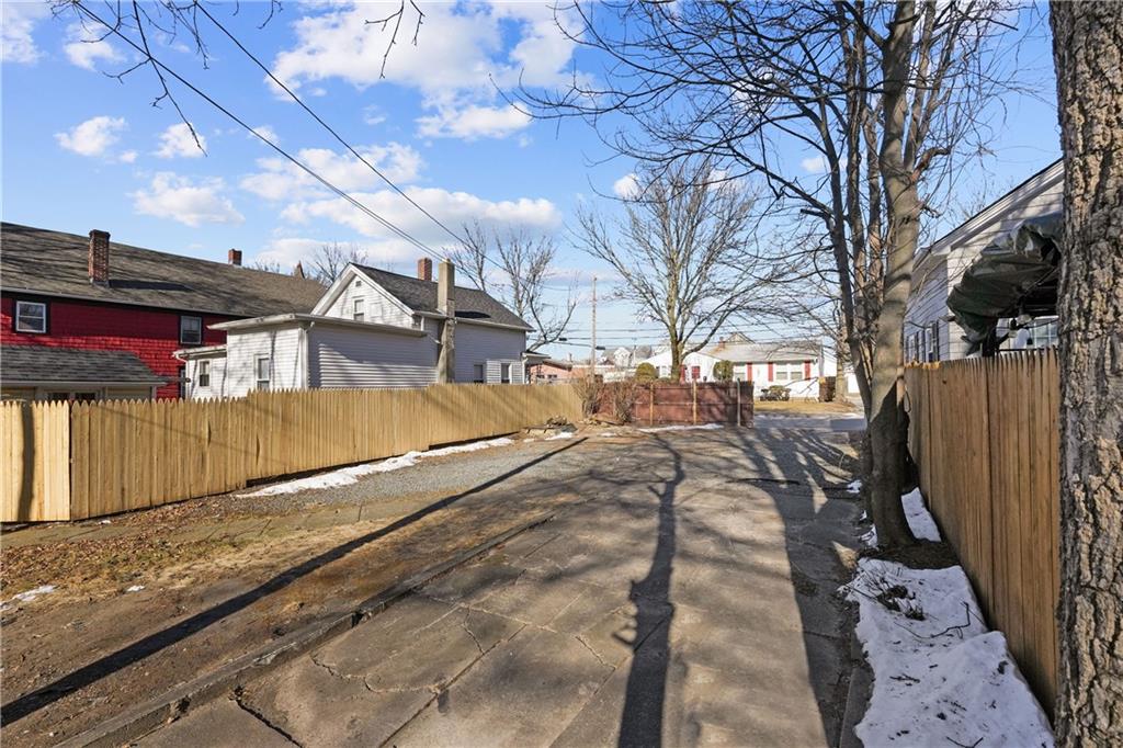 40 Harris Avenue, Cranston