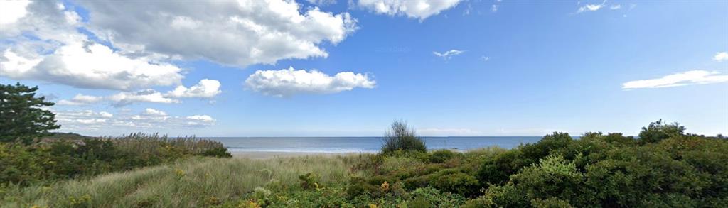811 Ocean Road, Narragansett