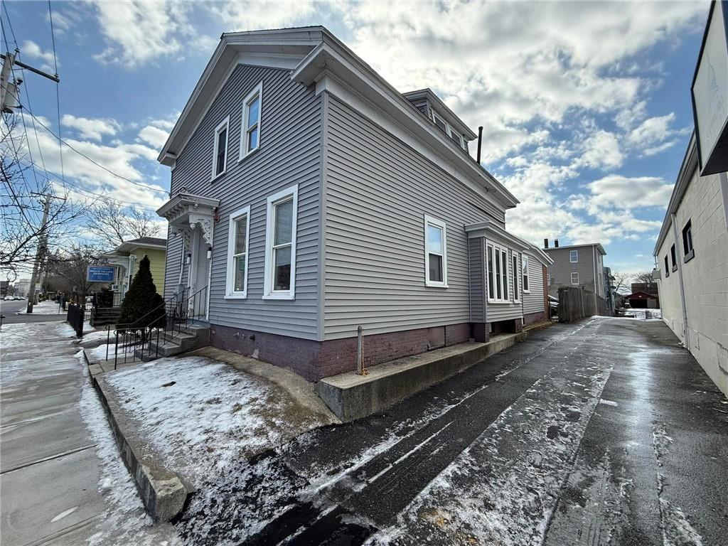 272 Smith Street, Providence