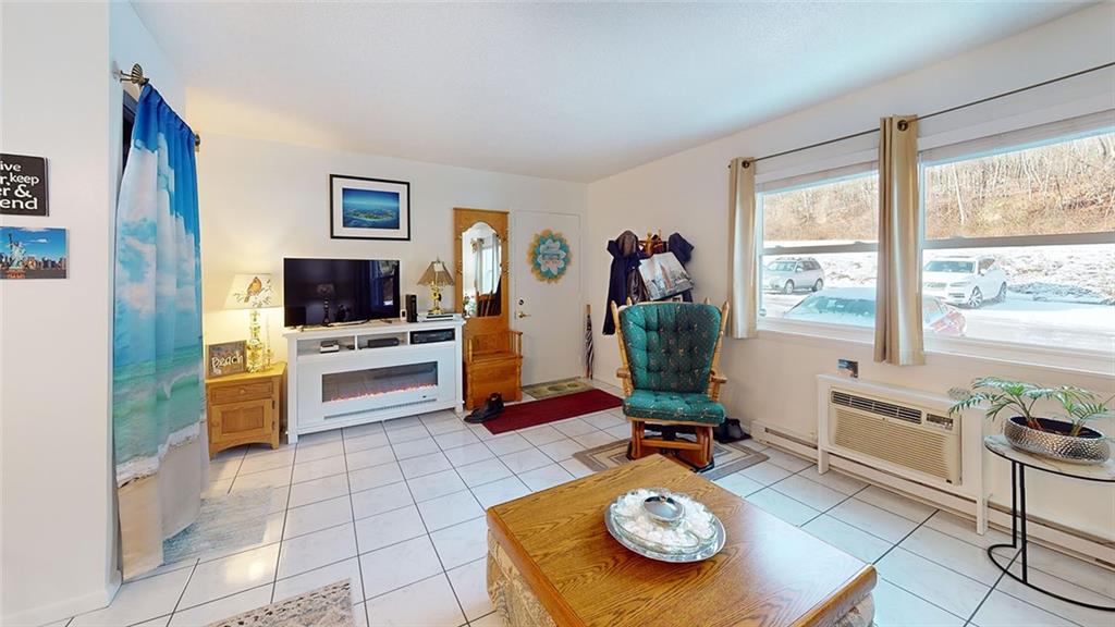 11 Apache Drive, Unit#b, Westerly