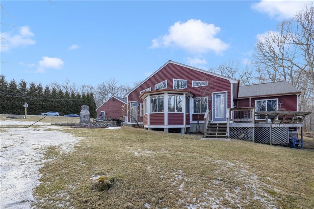 1349 Maple Valley Road, Coventry
