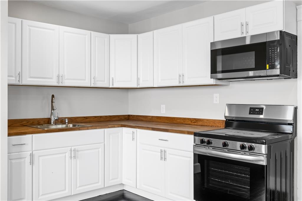 46 Sherman Lane, Middletown