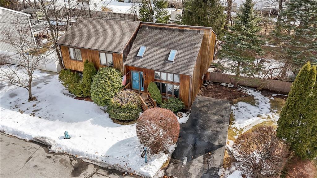 10 Patricia Drive, North Providence