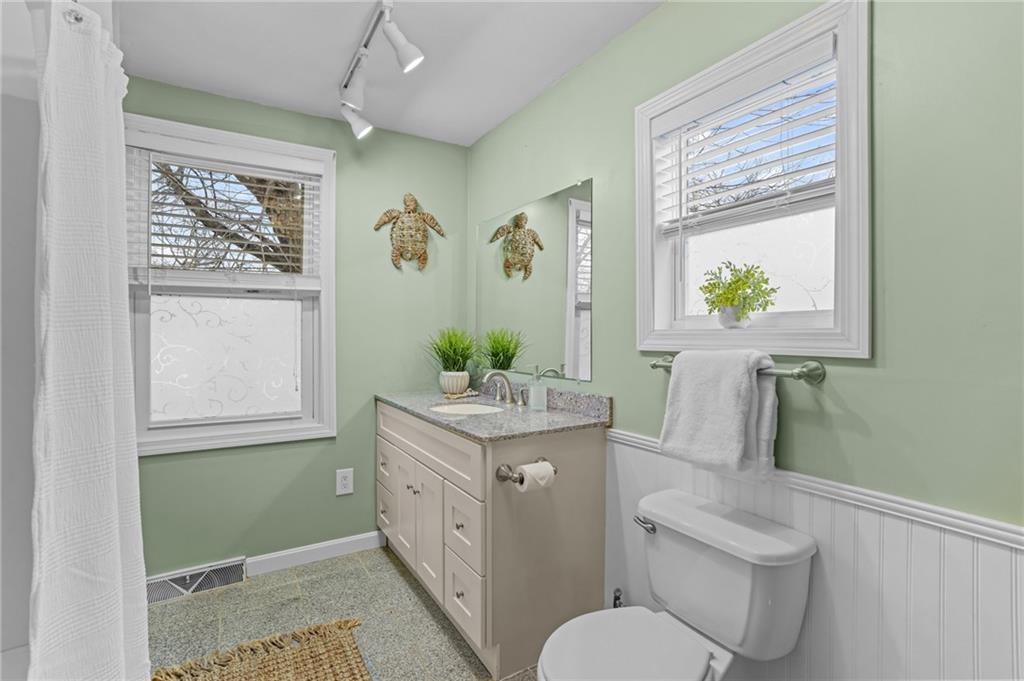 5 Cononchet Trail, East Greenwich