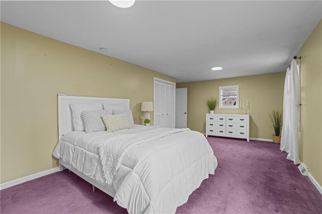 5 Cononchet Trail, East Greenwich