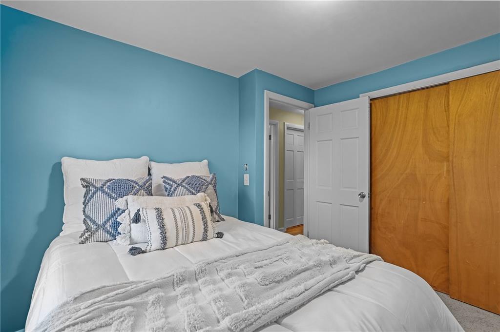 5 Cononchet Trail, East Greenwich