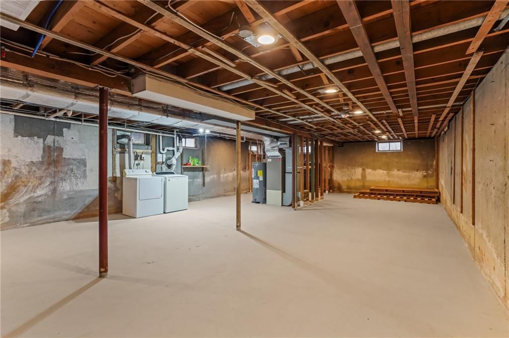5 Cononchet Trail, East Greenwich