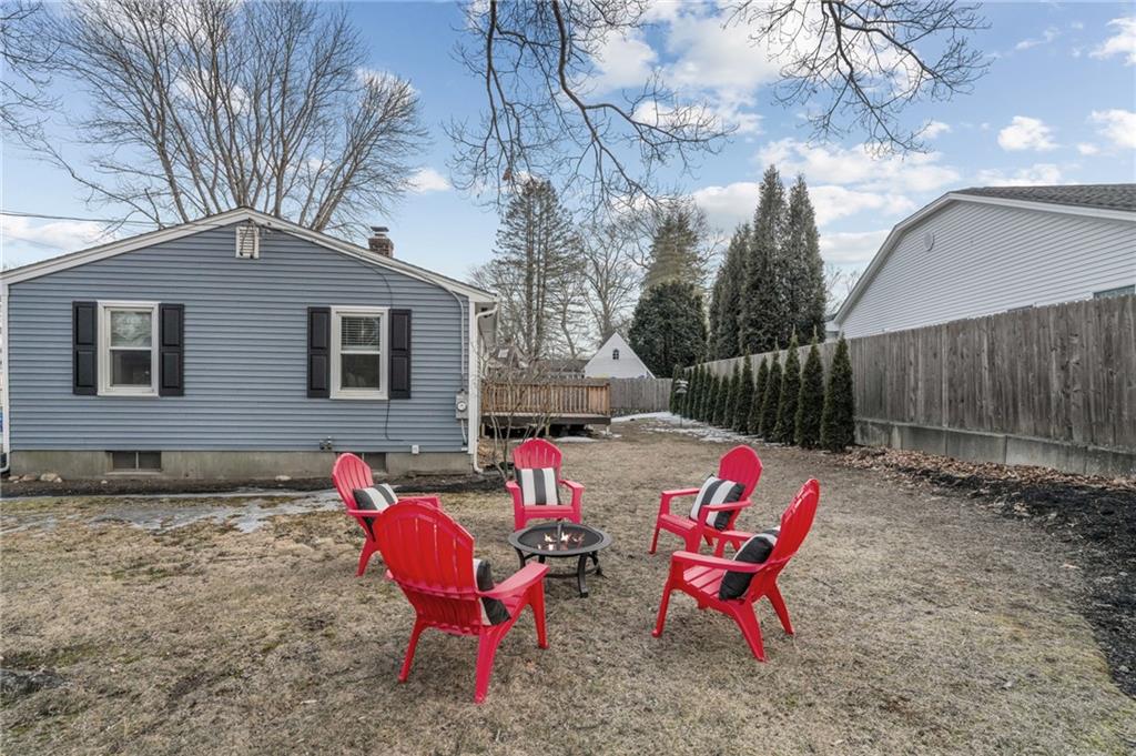 5 Cononchet Trail, East Greenwich
