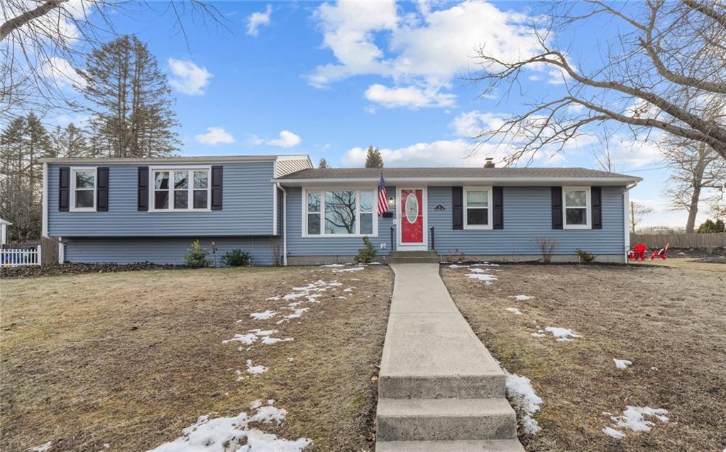 5 Cononchet Trail, East Greenwich