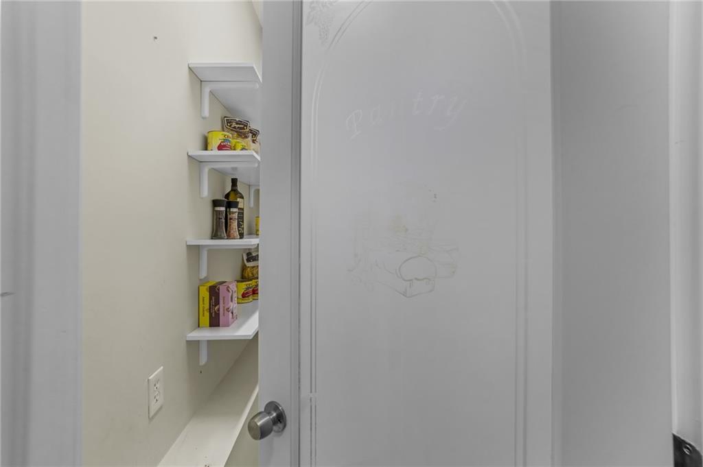 5 Cononchet Trail, East Greenwich